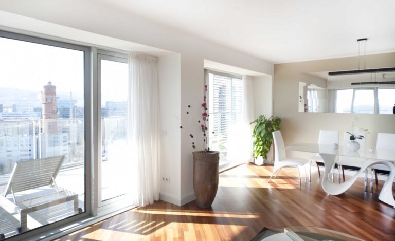 バルセロナでアパートメントを借りる！検索方法と借りるまでの手順、観光におすすめのエリアをまとめました。