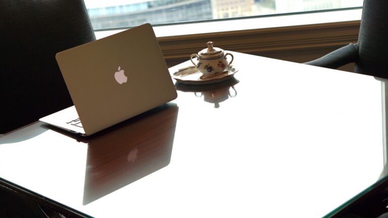 100万円を「稼ぐ」ことではなく、100万円の「価値を与える」ことを考えることの大切さ。