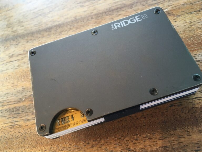 マネークリップ「THE RIDGE」：海外でのお金管理はマネークリックがおすすめ！現在愛用中のアイテムはコチラ