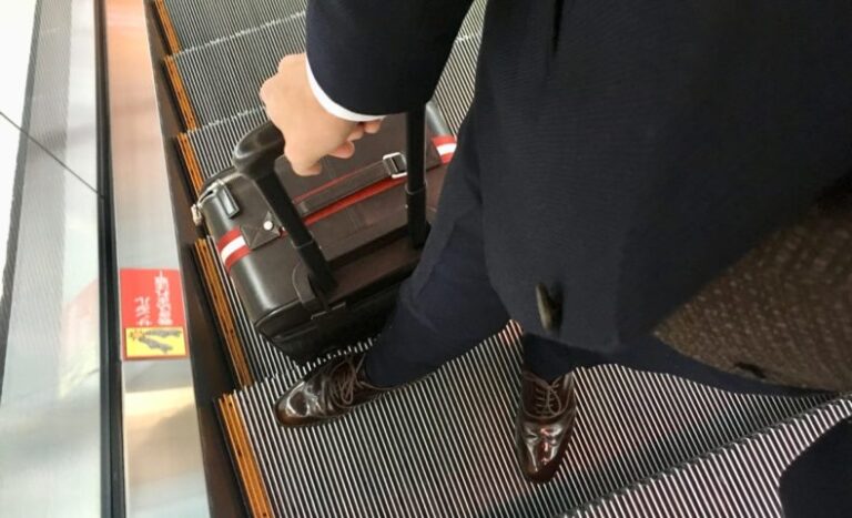 世界基準の紳士力を身につけるために。プロトコール（国際基準の教養とマナー）を学び始めます。