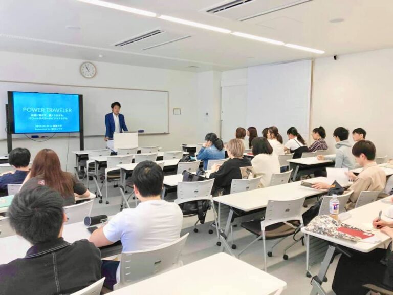 今年も岡山・就実大学経営学部で、パワートラベラーのビジネスモデルについて講義をしてきました。