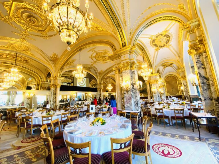 オテルドパリ公演のリハーサルに向けて出発！