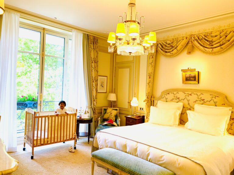 パリのパラスホテル「Ritz Paris（リッツ・パリ）」に家族で宿泊してきました。