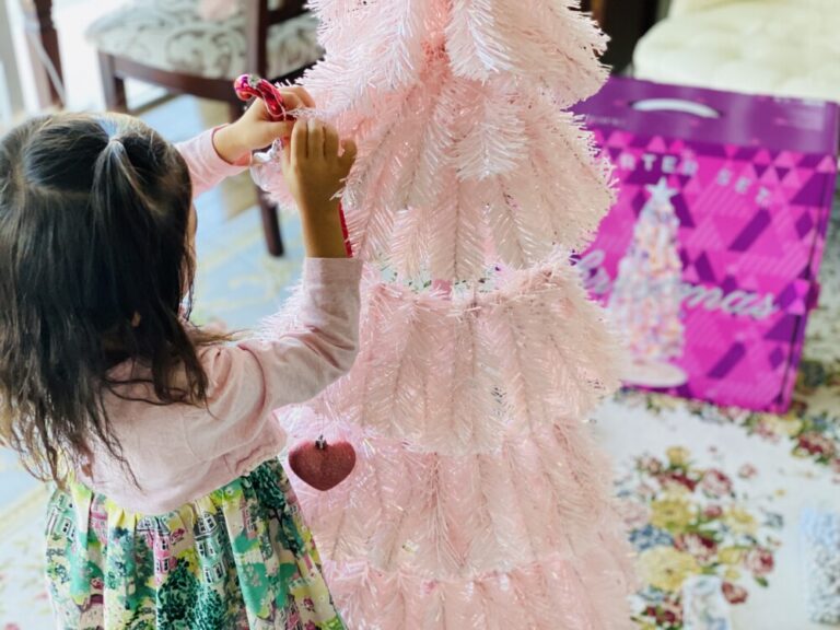 ピンクのクリスマスツリーを購入しました！フランフランのスターターセット150cmです