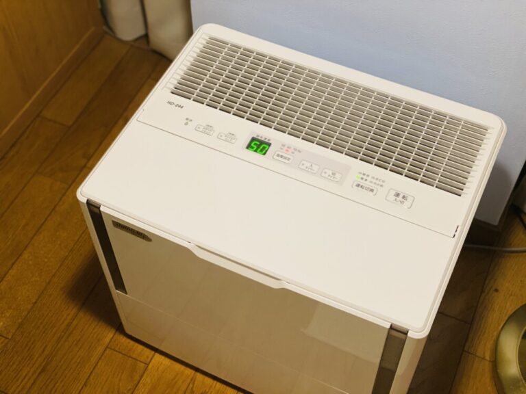 これで駄目なら諦める。ダイニチの加湿器HD-244W（洋室67畳用）を購入しました。