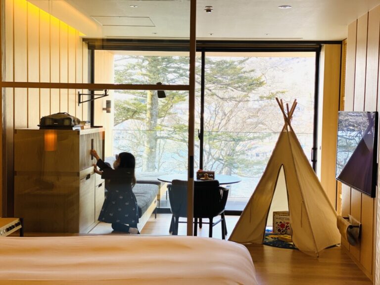 リッツカールトン日光「リッツキッズ・サファリ」を頼んでみました。ホテルの部屋に、子どもだけの場所があるということ