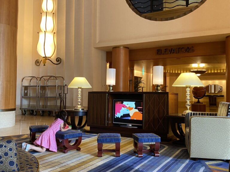 ランドに行かないディズニーエリアのホテルステイ。シェラトン朝食〜アンバサダーホテルのカフェに行ってきました｜DAY2