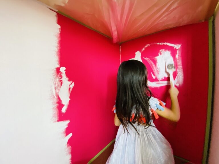 娘の部屋を仕上げよう！部屋と押入れをペンキでリフォーム〜荷物整理で過ごす3日間｜DAY44~46