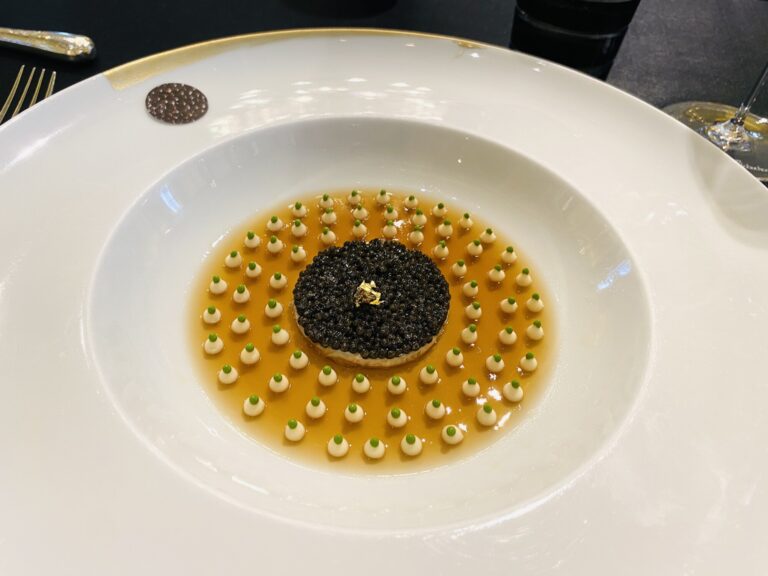 結婚10年目記念のランチにジュエル・ロブション（恵比寿）に行ってきました。