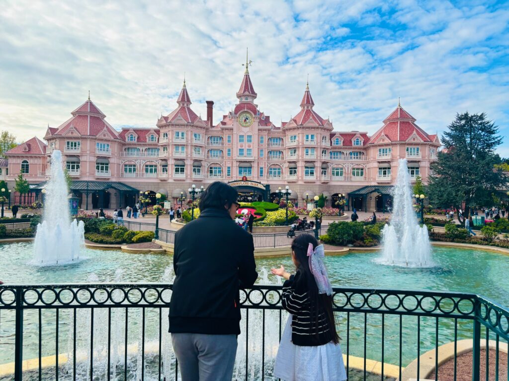 ディズニーランドホテルの外観